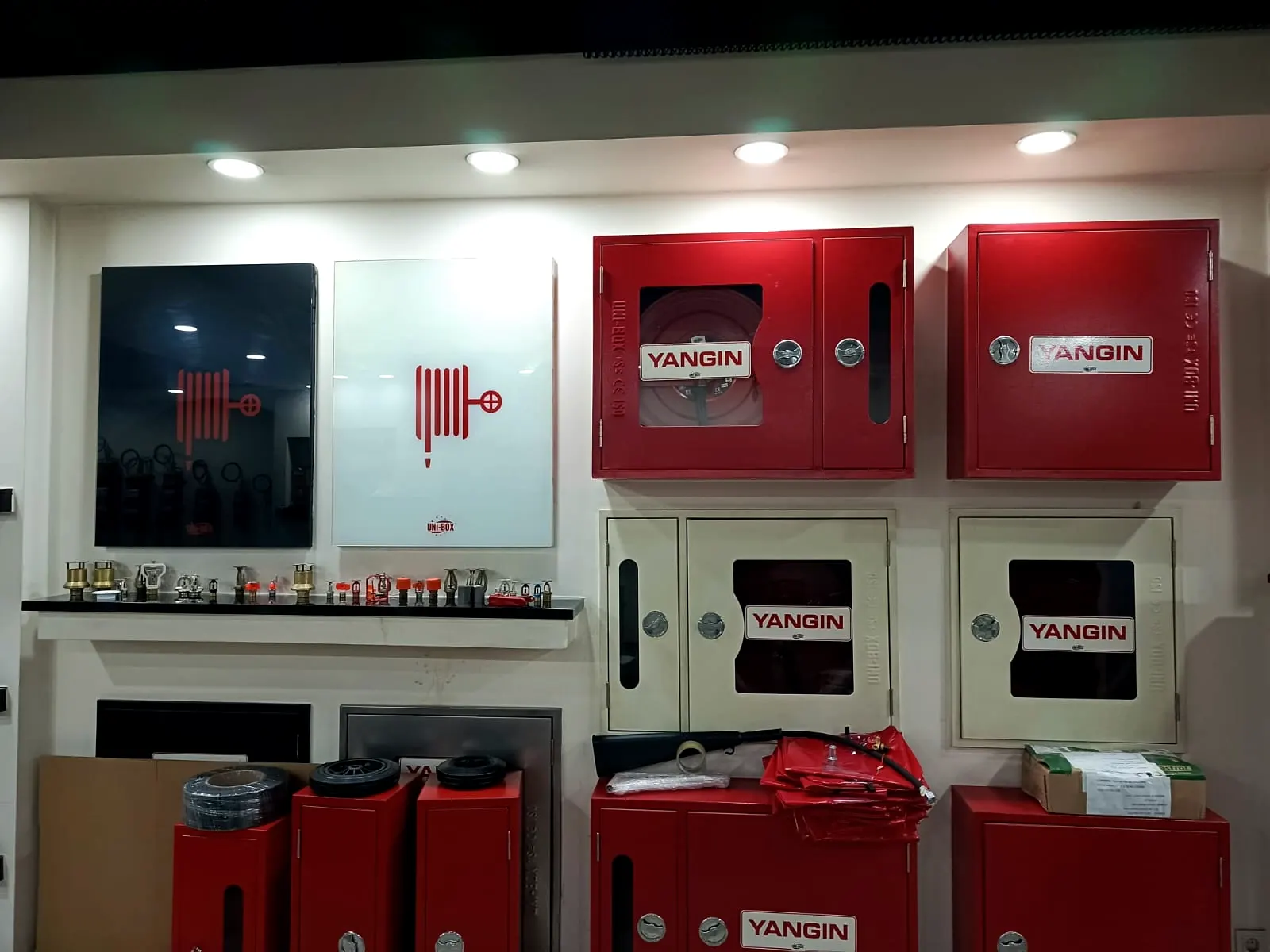 Showroom: yangın dolapları